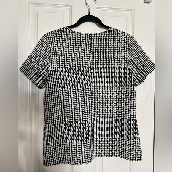 🖤Ann Taylor Houndstooth Blouse - Picture 3 of 6